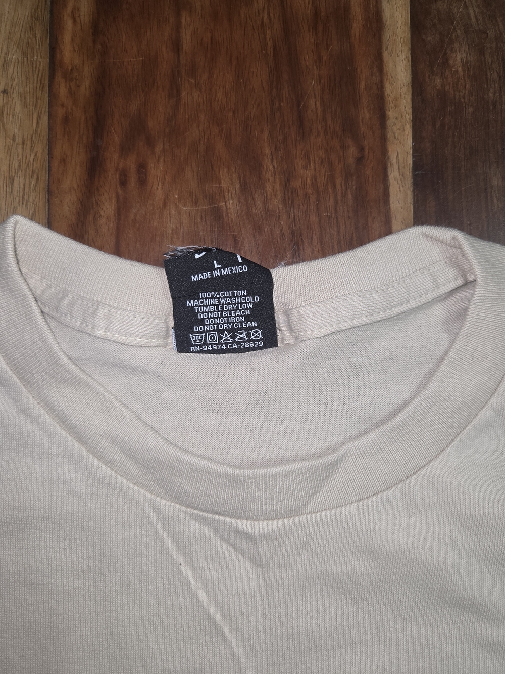Stussy Honolulu Men's Beige (Clay) Colored Graphic Tee - Picture 3 of 6